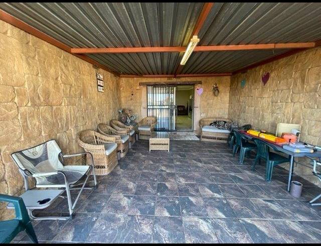 4 BEDROOM HOUSE FOR SALE IN RANDFONTEIN SOUTH